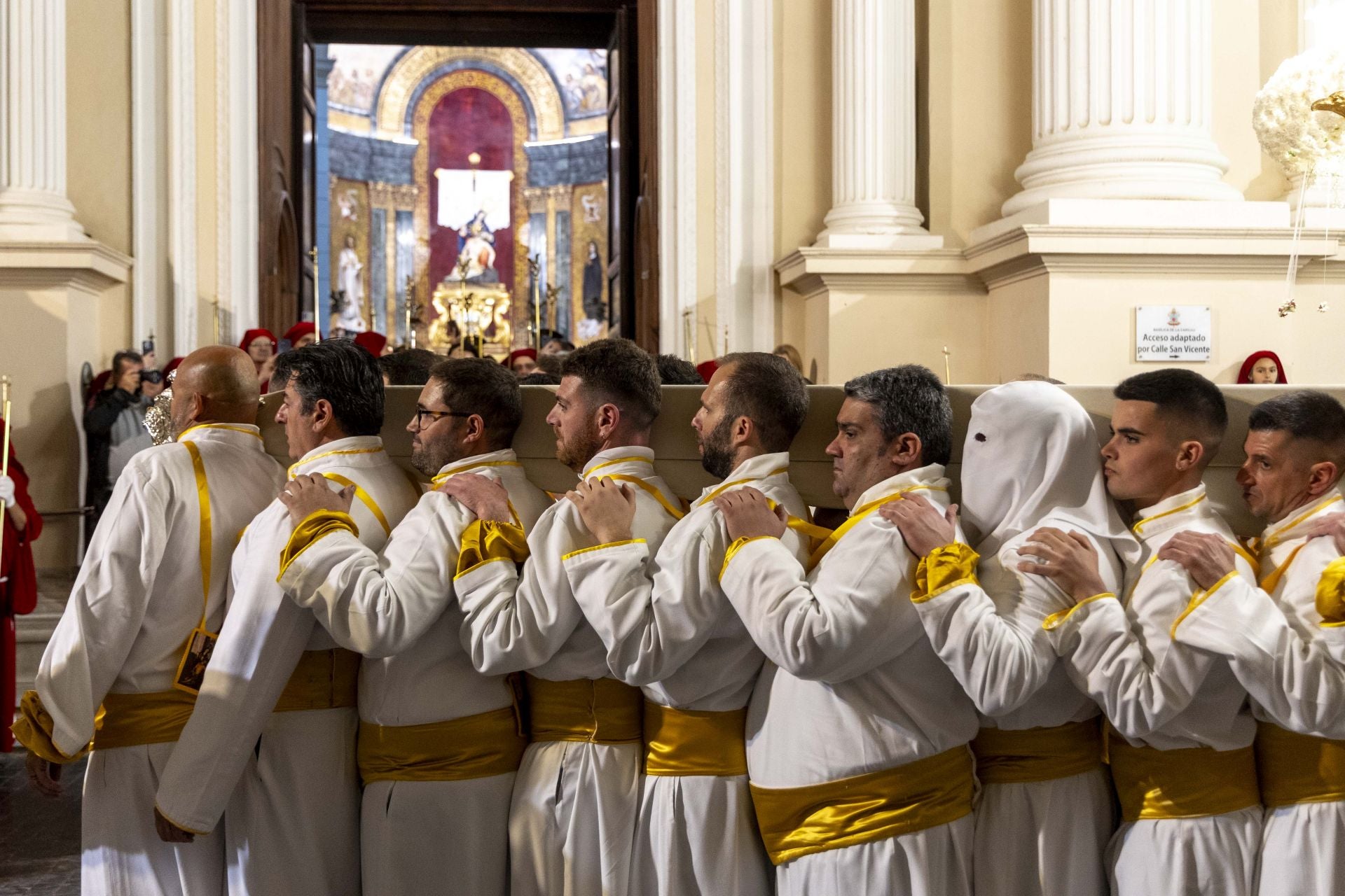 Las imágenes de los traslados del Martes Santo en Cartagena