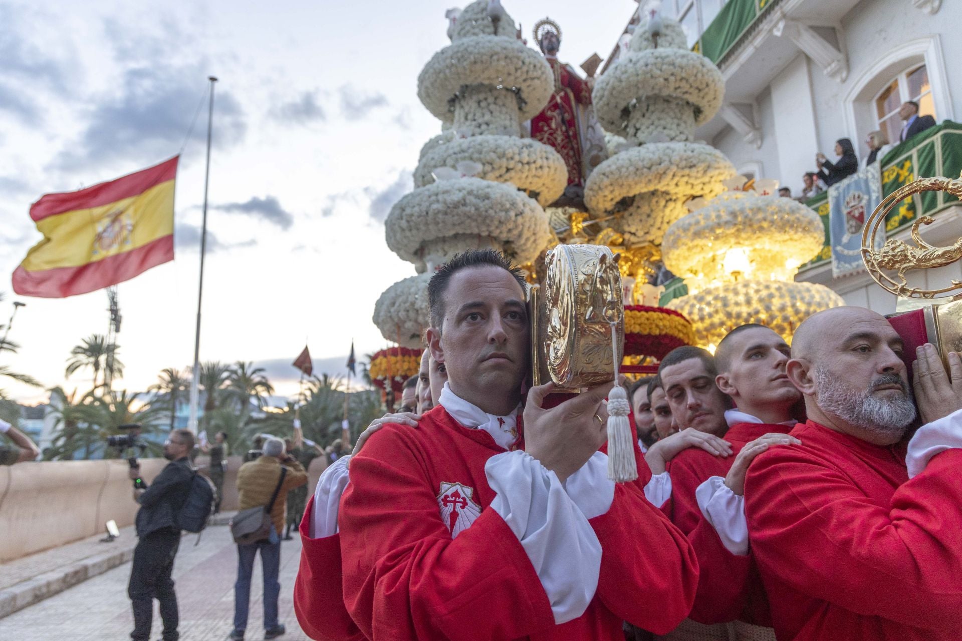 Las imágenes de los traslados del Martes Santo en Cartagena