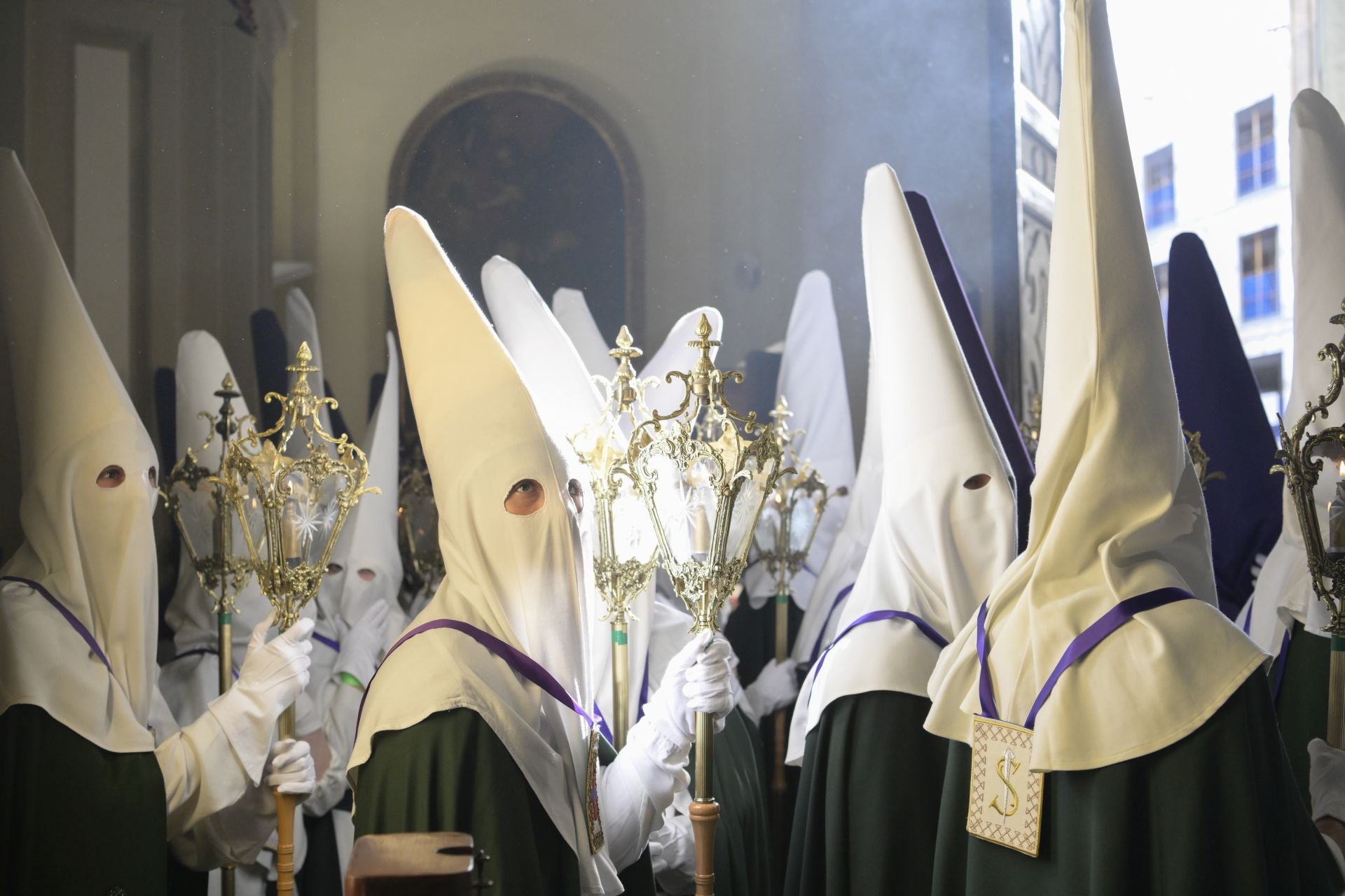 La procesión del Rescate y la Esperanza del Martes Santo en Murcia, en imágenes