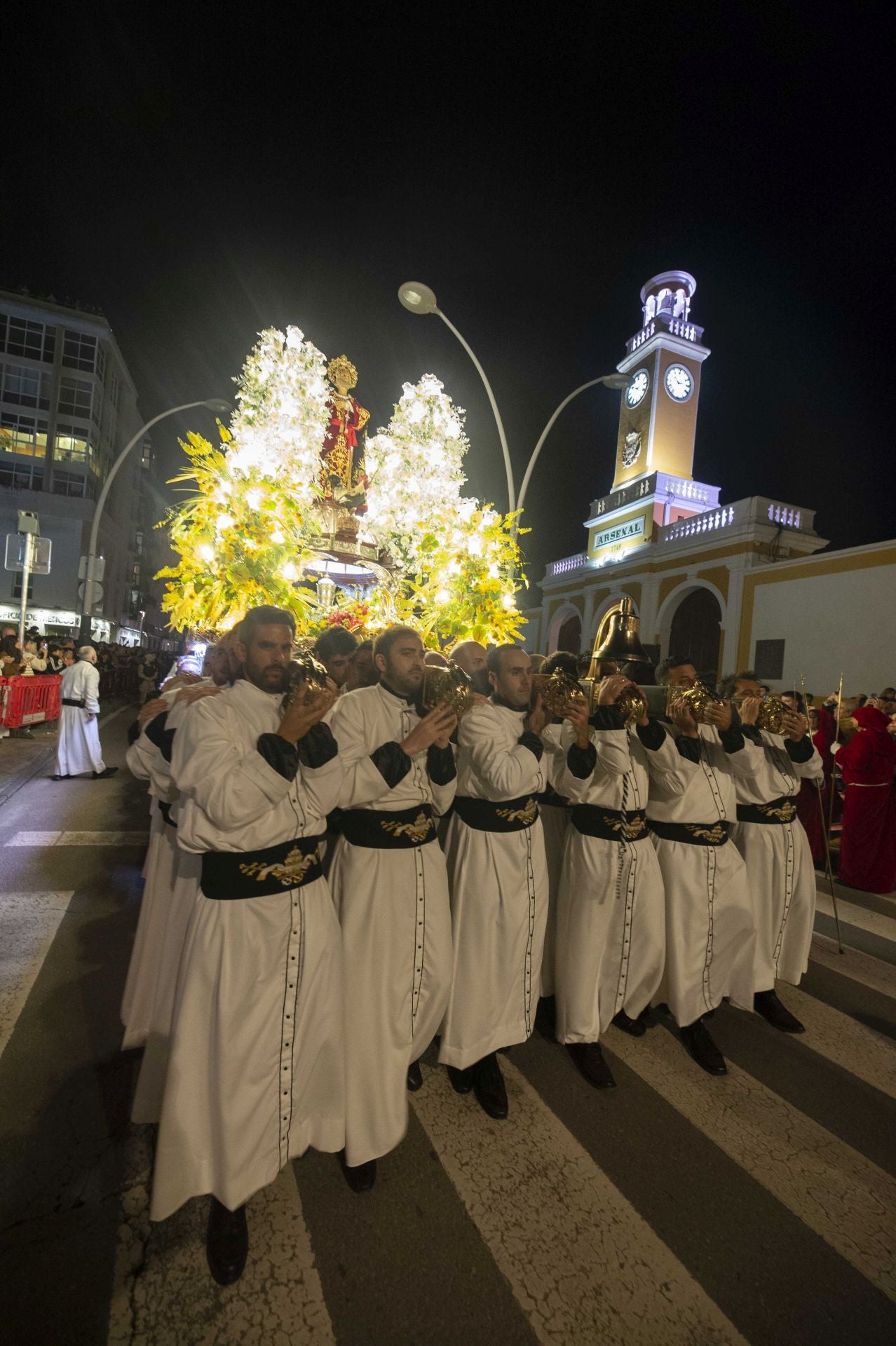 Las imágenes de los traslados del Martes Santo en Cartagena