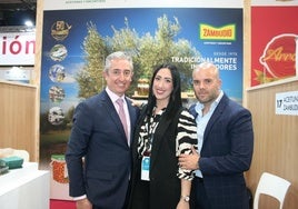 Pablo Viglione, Maria Capel y Alejandro Zambudio en su estand.