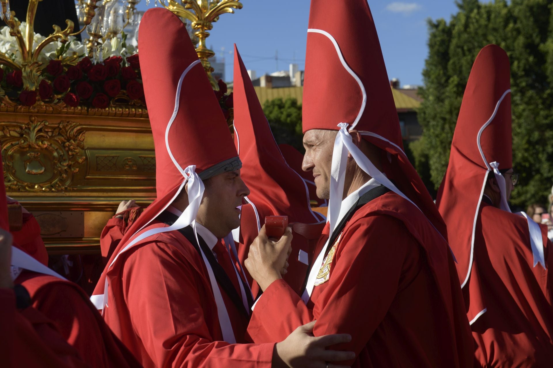 La procesión de los &#039;coloraos&#039;, en imágenes
