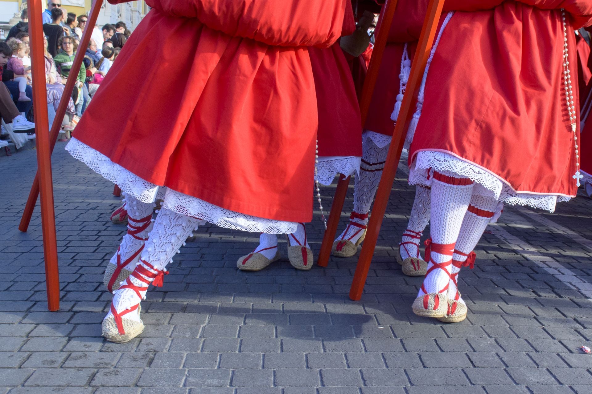 La procesión de los &#039;coloraos&#039;, en imágenes