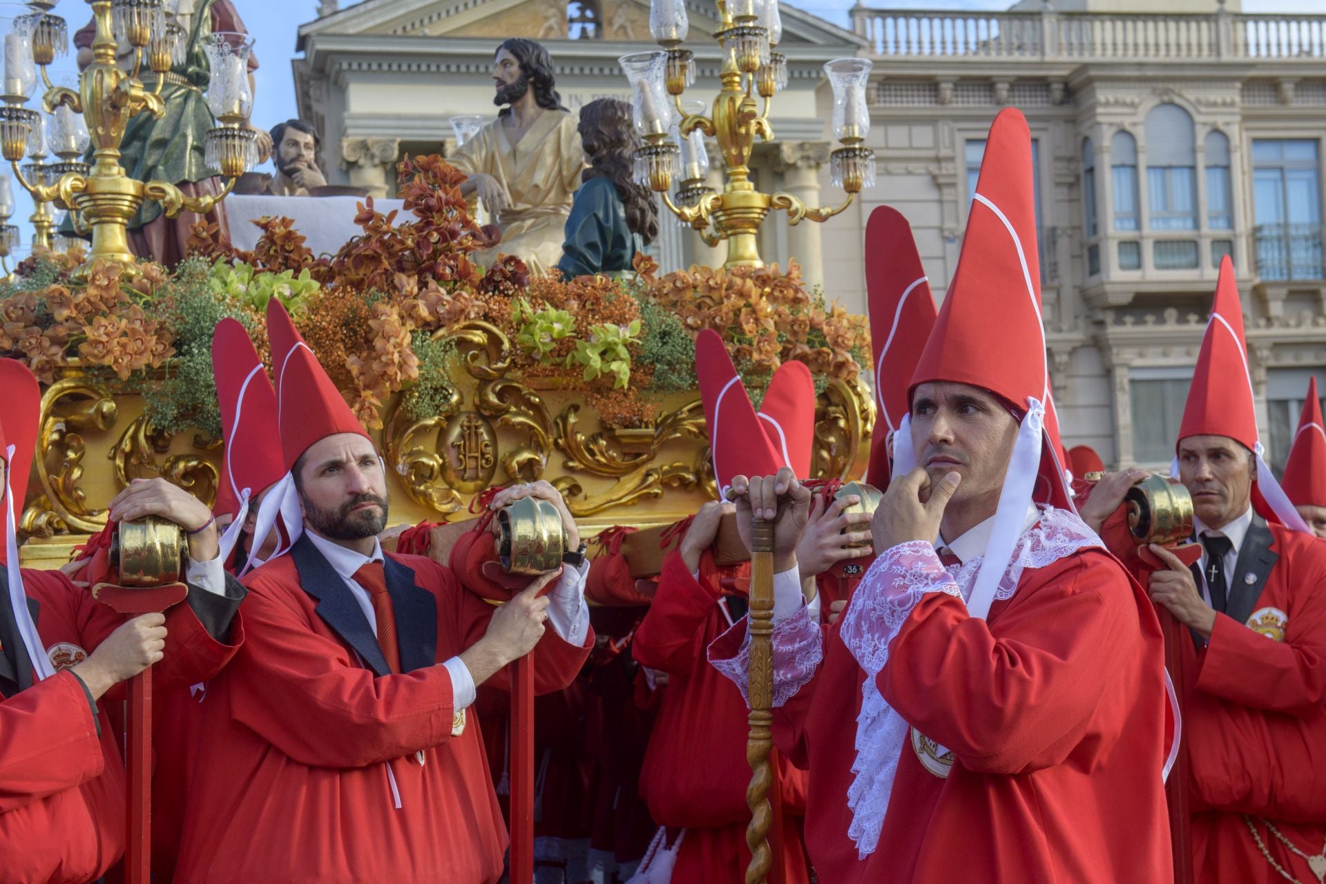 La procesión de los &#039;coloraos&#039;, en imágenes