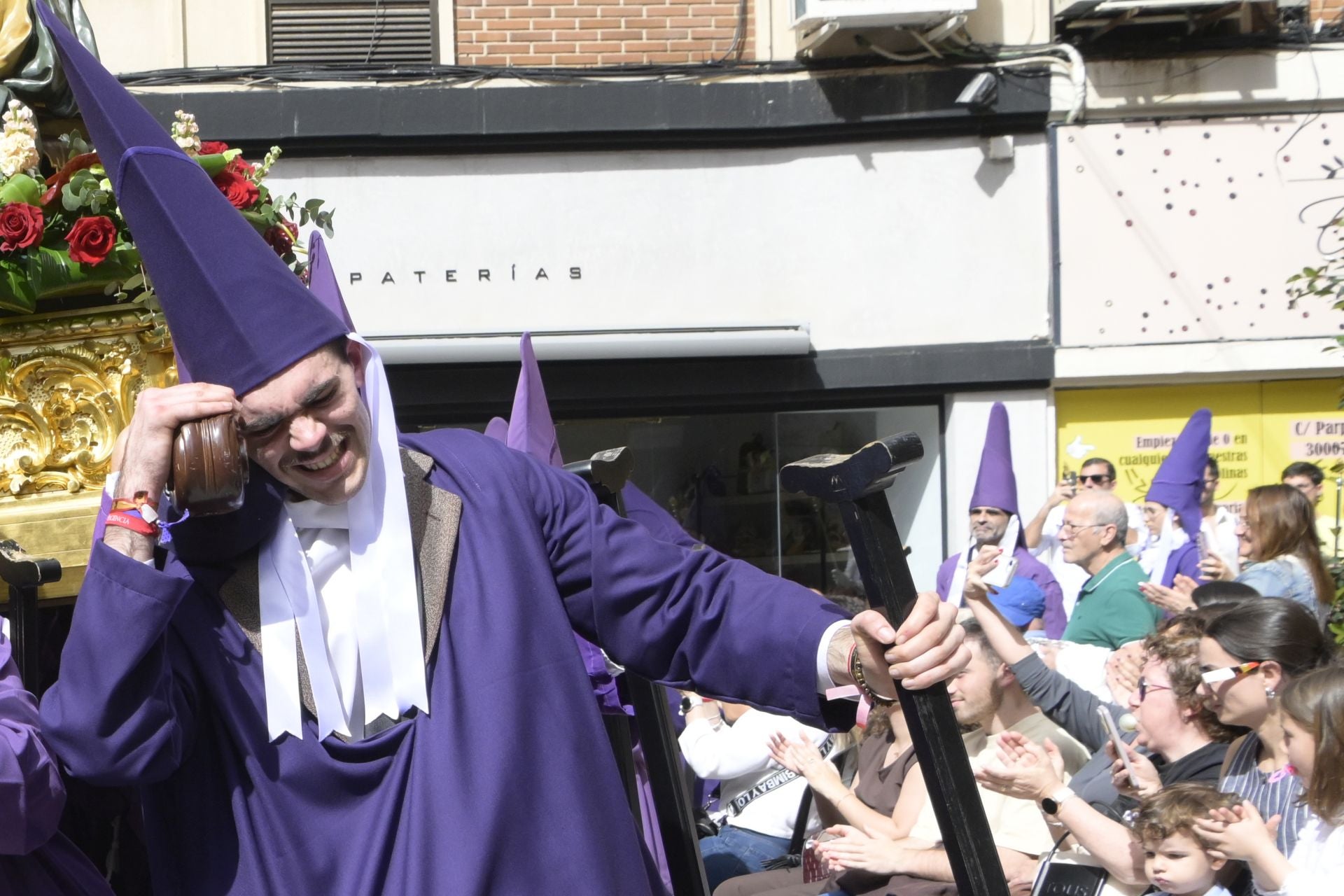 En imágenes, los mejores detalles de la procesión en Murcia de Viernes Santo, los &#039;salzillos&#039;