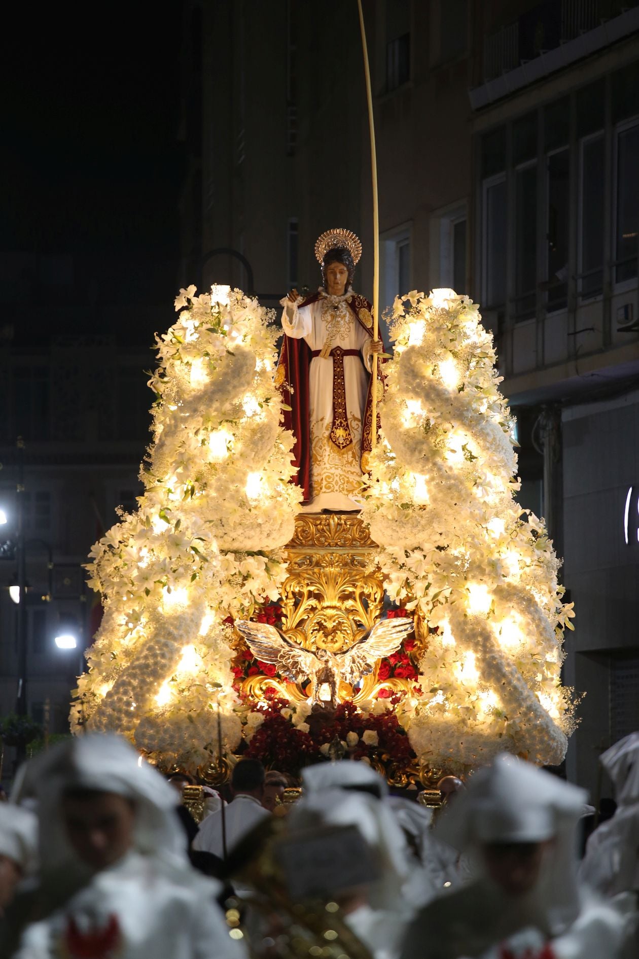 La procesión del Santo Entierro en Cartagena, en imágenes