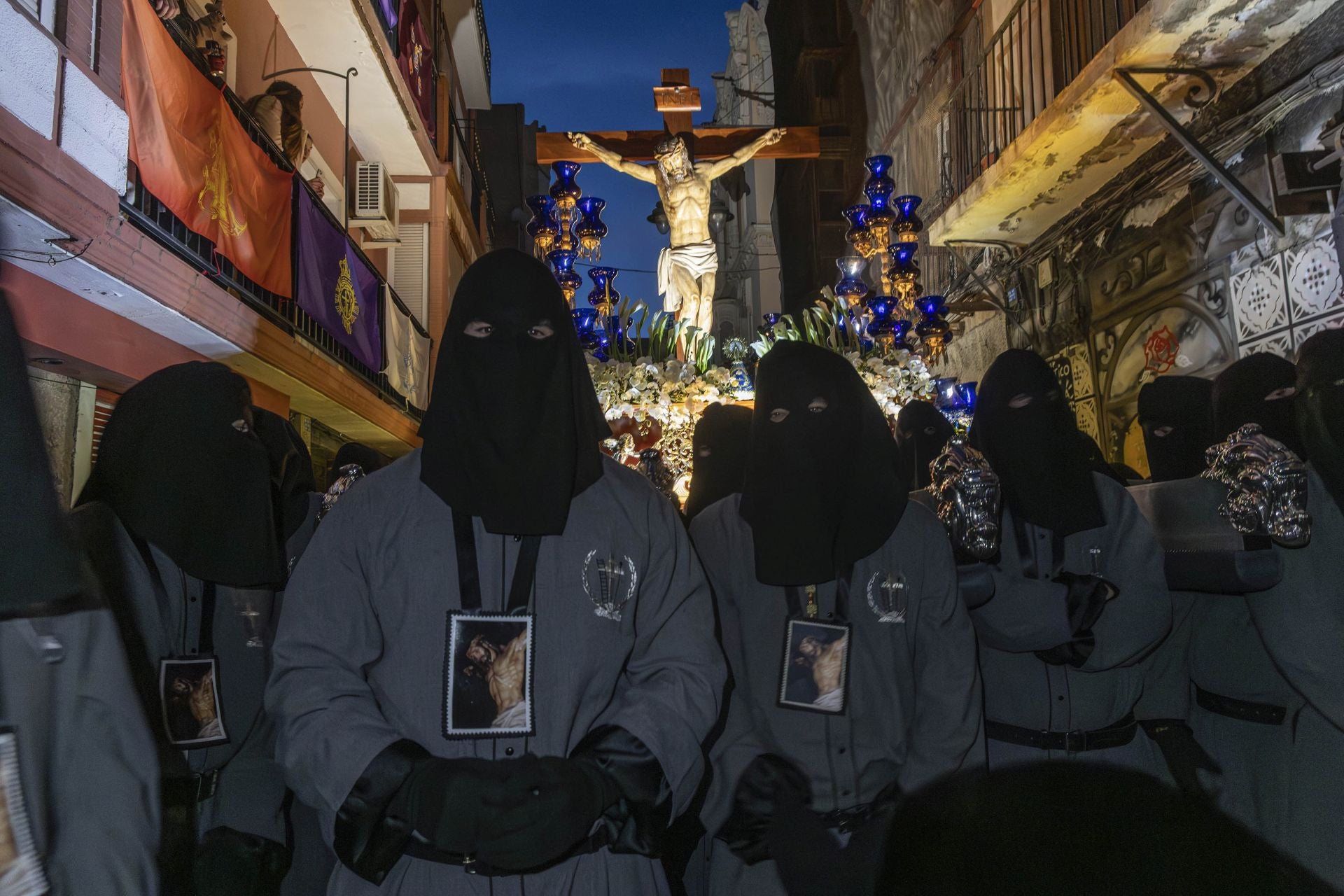 Las imágenes de los cortejos californios del Jueves Santo en Cartagena