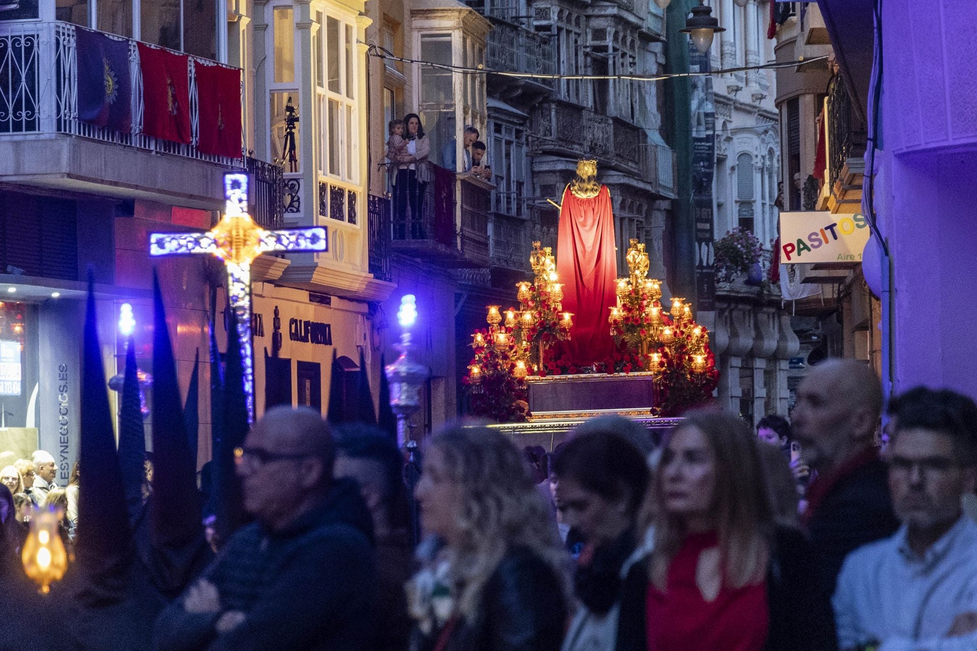 Las imágenes de los cortejos californios del Jueves Santo en Cartagena