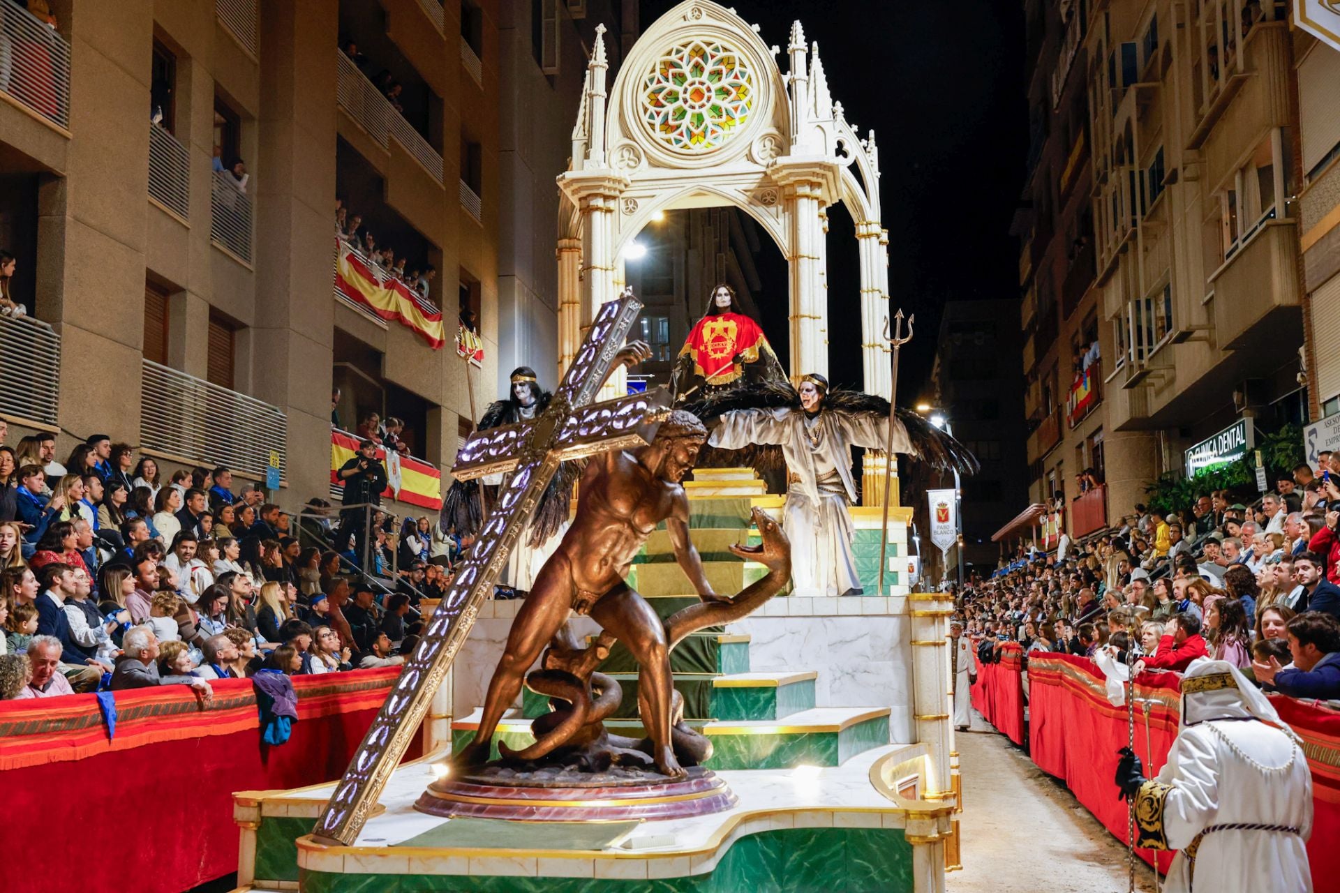 Las imágenes del cortejo bíblico de Jueves Santo en Lorca