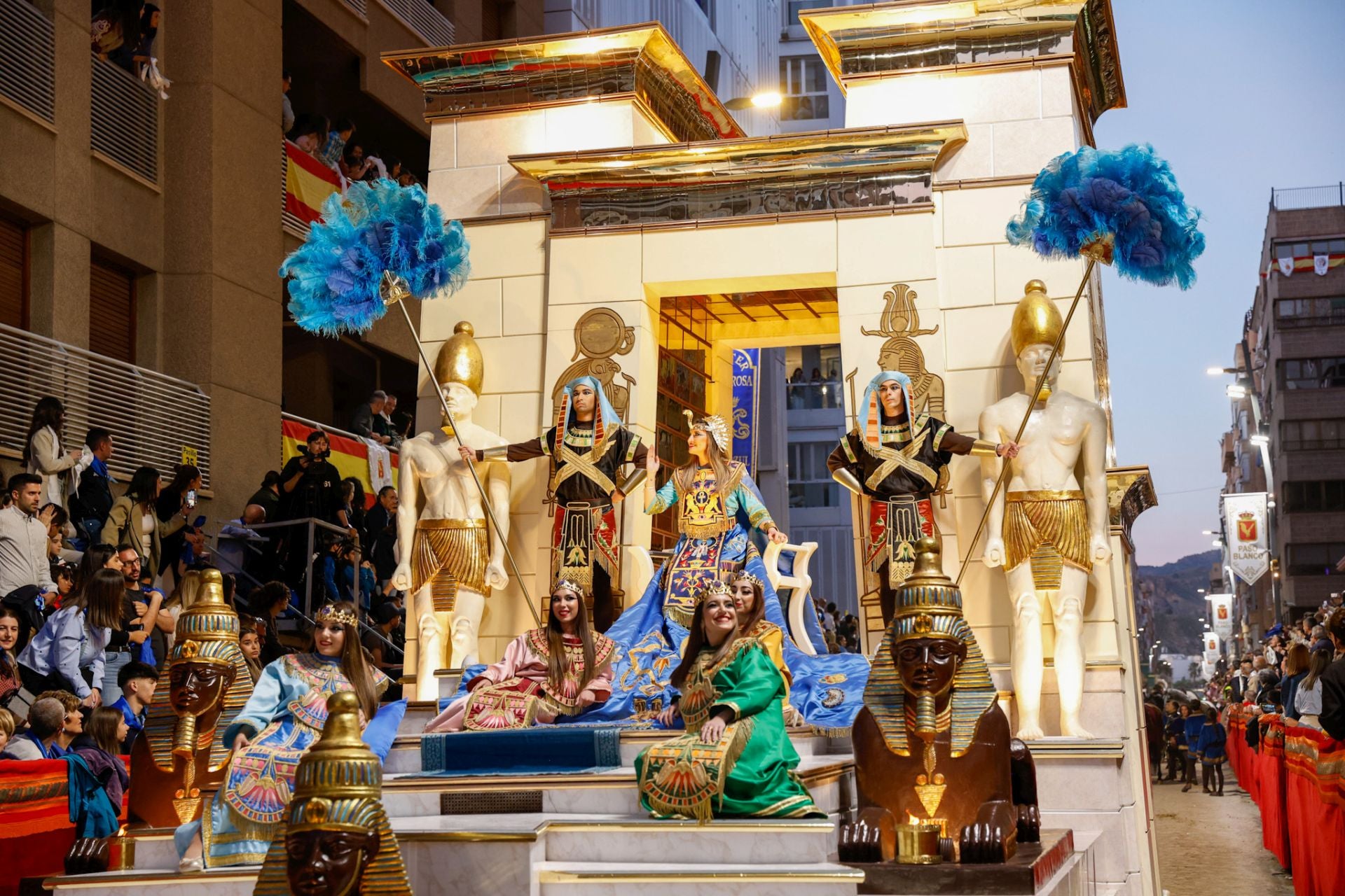 Las imágenes del cortejo bíblico de Jueves Santo en Lorca