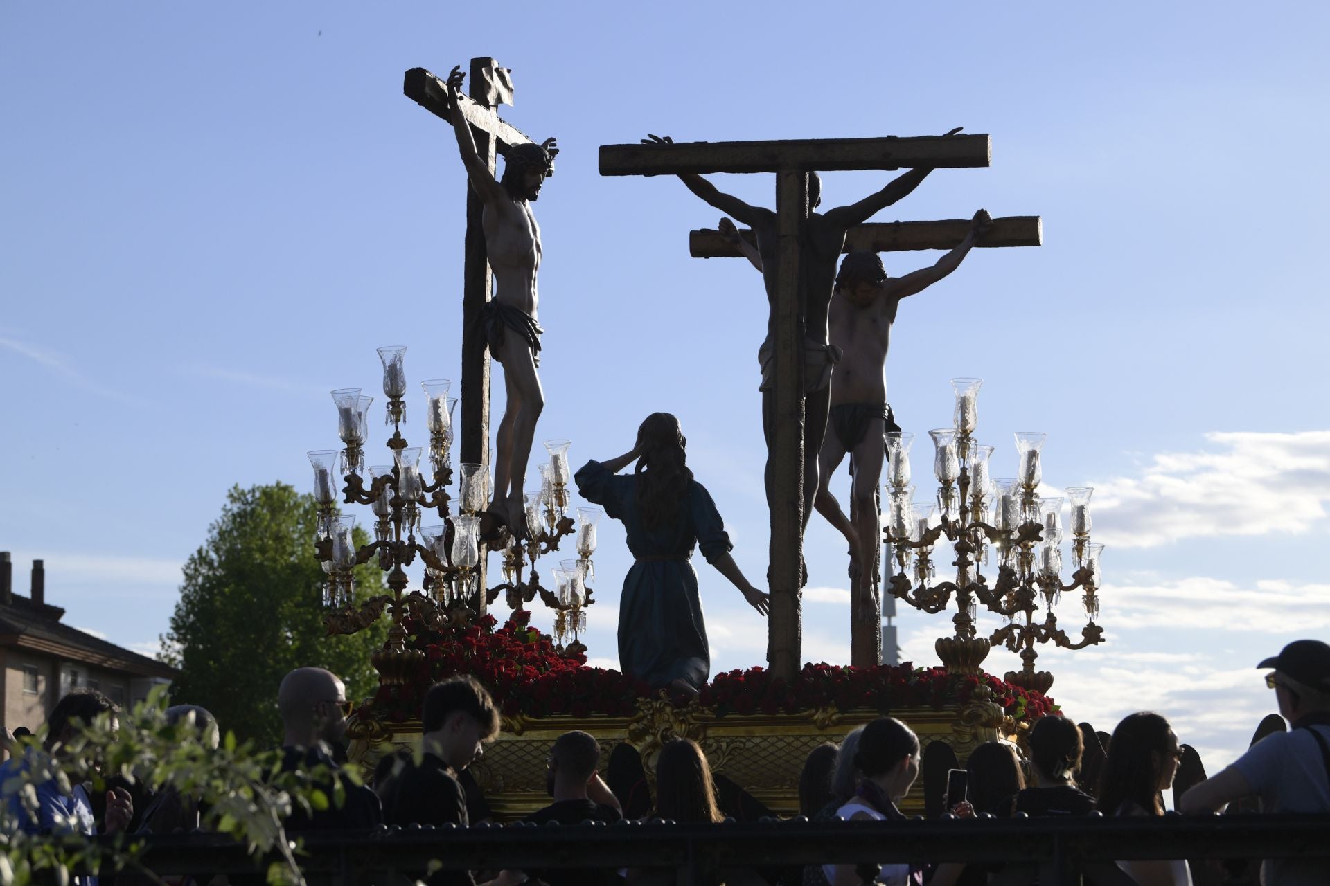 La procesión de la Soledad del Calvario en Murcia, en imágenes