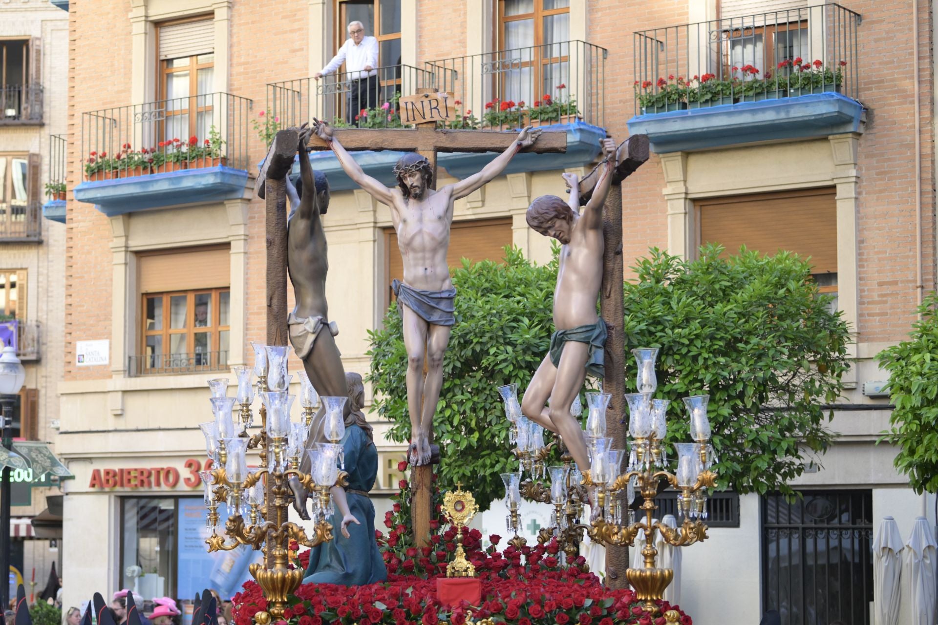 La procesión de la Soledad del Calvario en Murcia, en imágenes