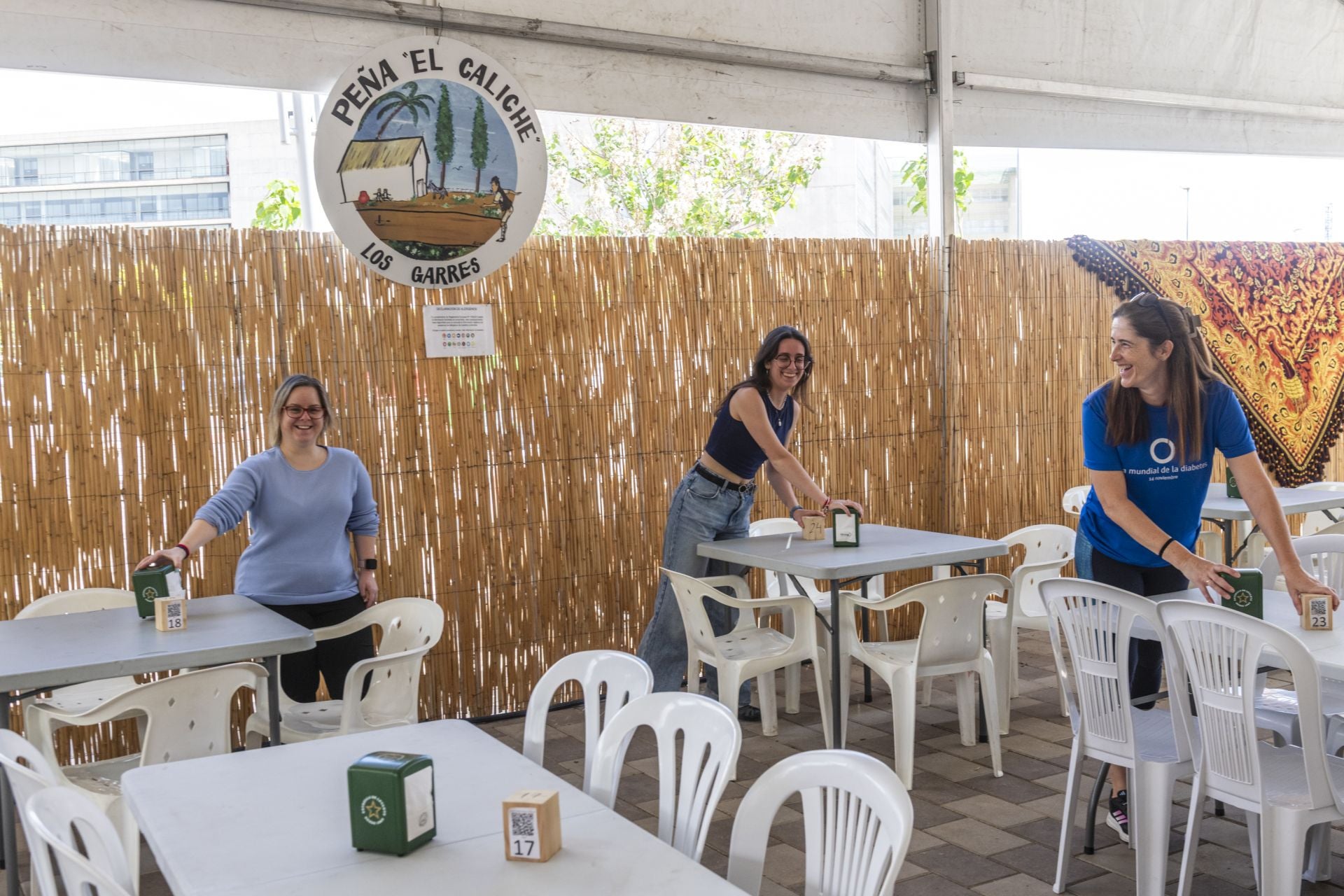 Las barracas se preparan para su apertura este domingo en Murcia, en imágenes