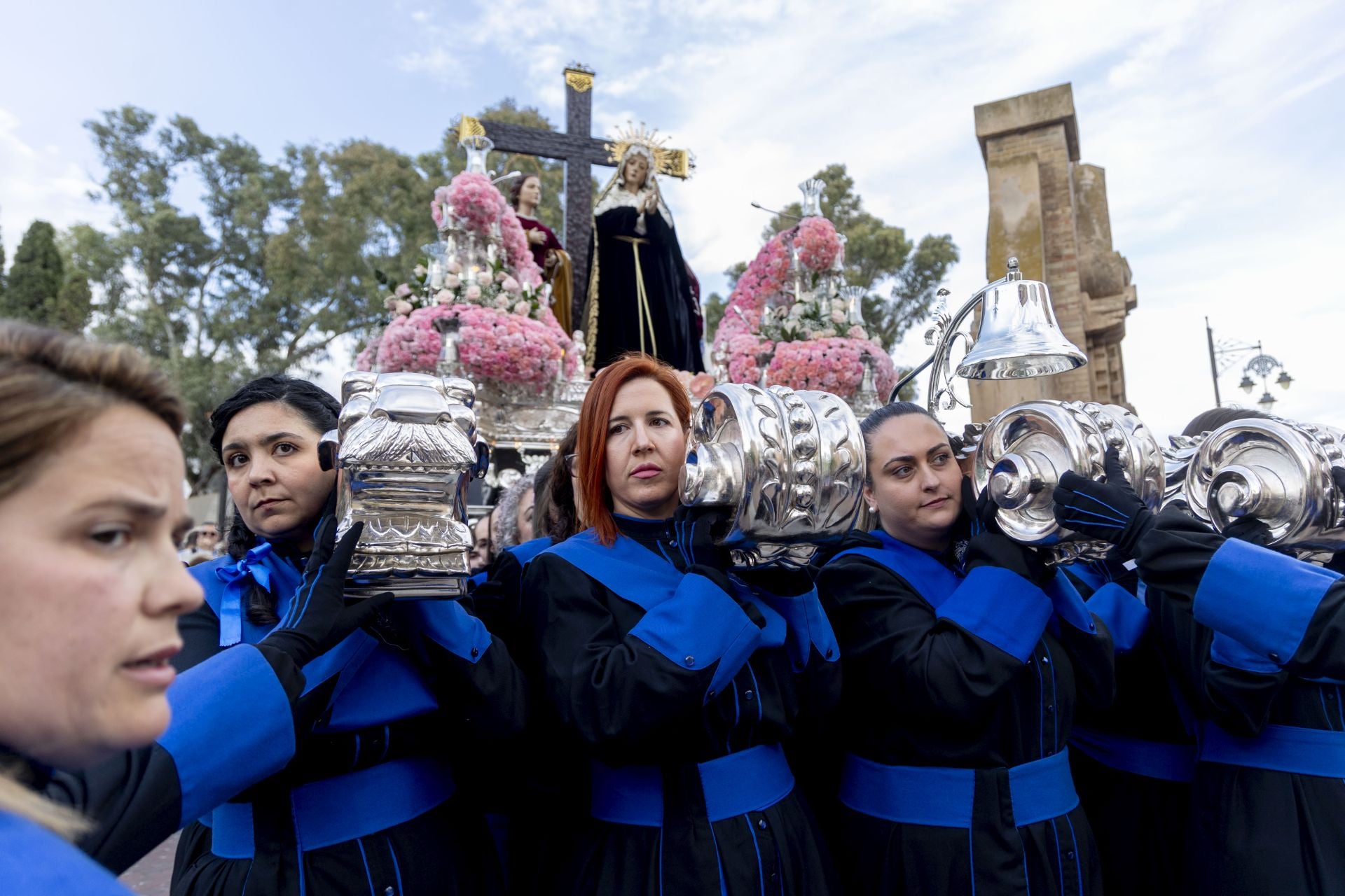 En imágenes, las procesiones de la Vera Cruz y las Santas Mujeres en Cartagena
