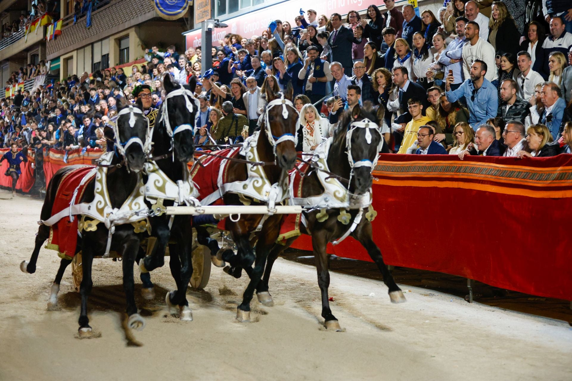 La procesión del Viernes Santo de Lorca, en imágenes