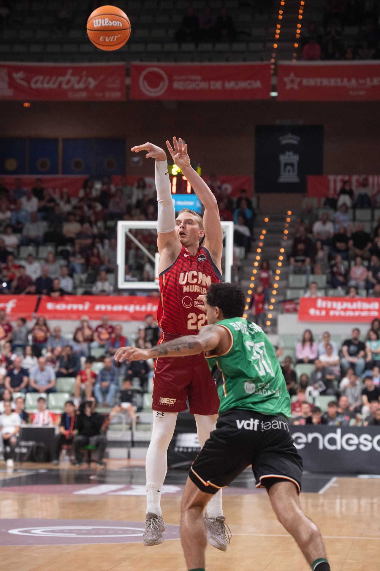 En imágenes, la victoria del UCAM Murcia ante Joventut