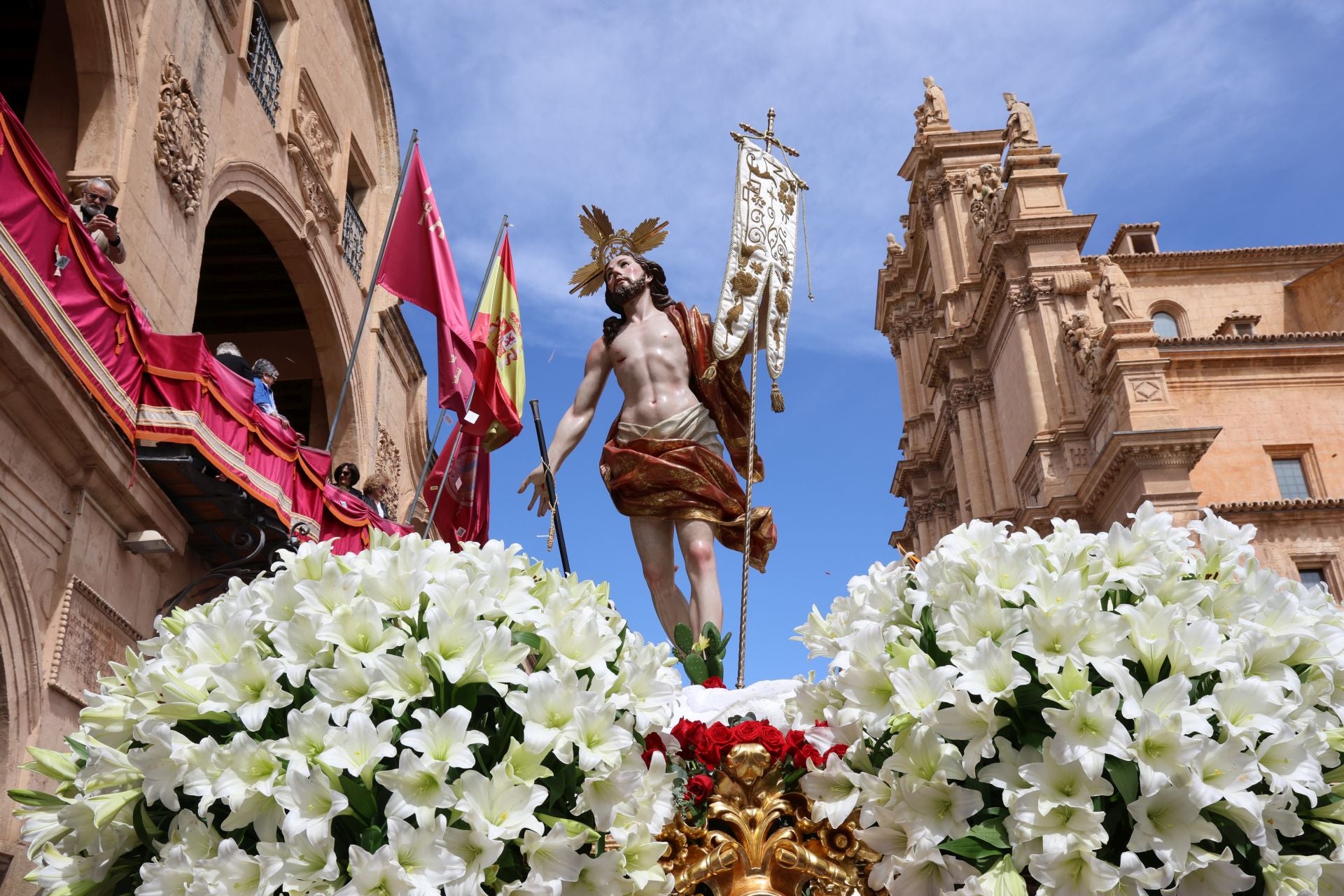 En imágenes, la procesión del Domingo de Resurrección en Lorca