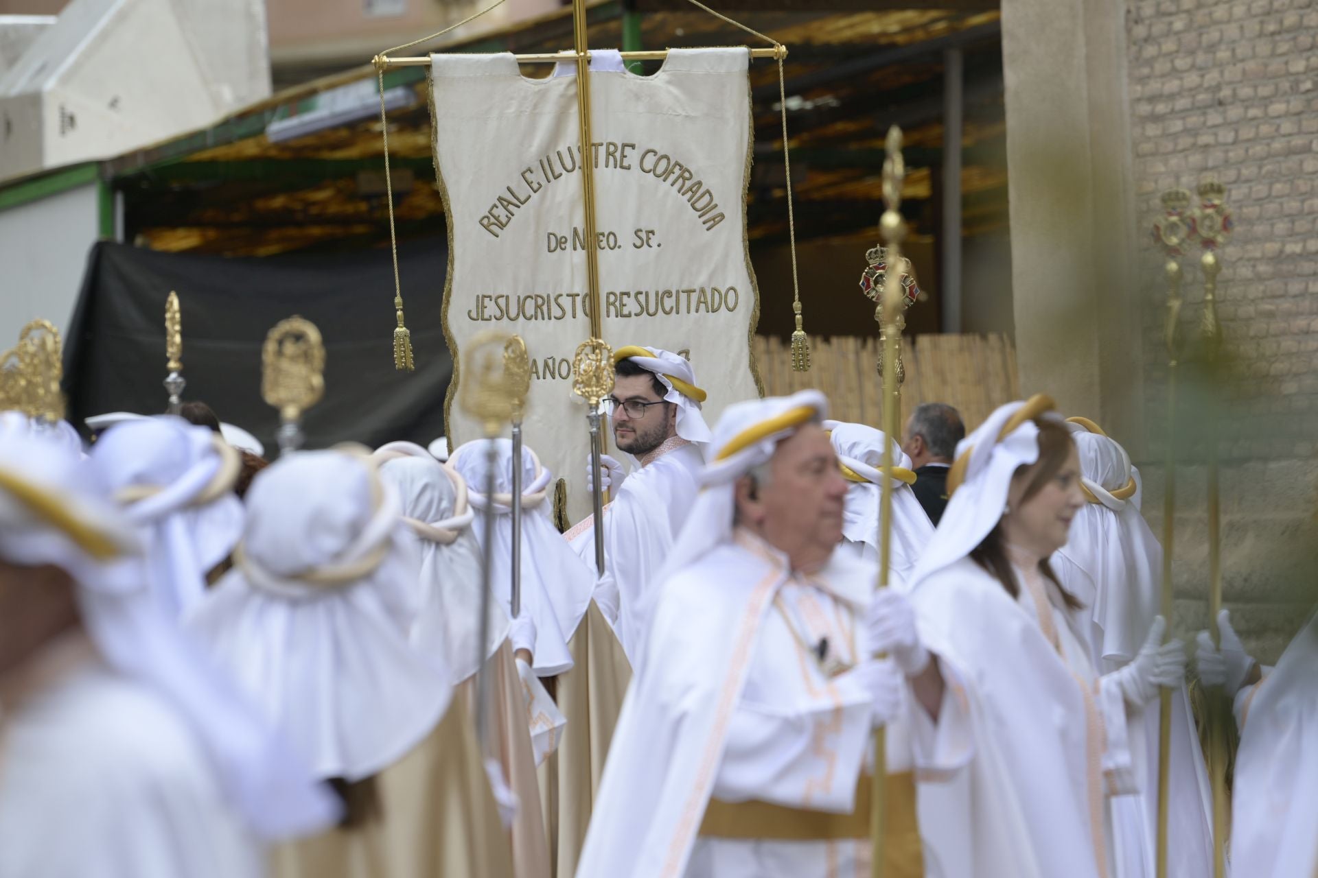 En imágenes, el Resucitado sortea la lluvia en Murcia y cierra la Semana Santa