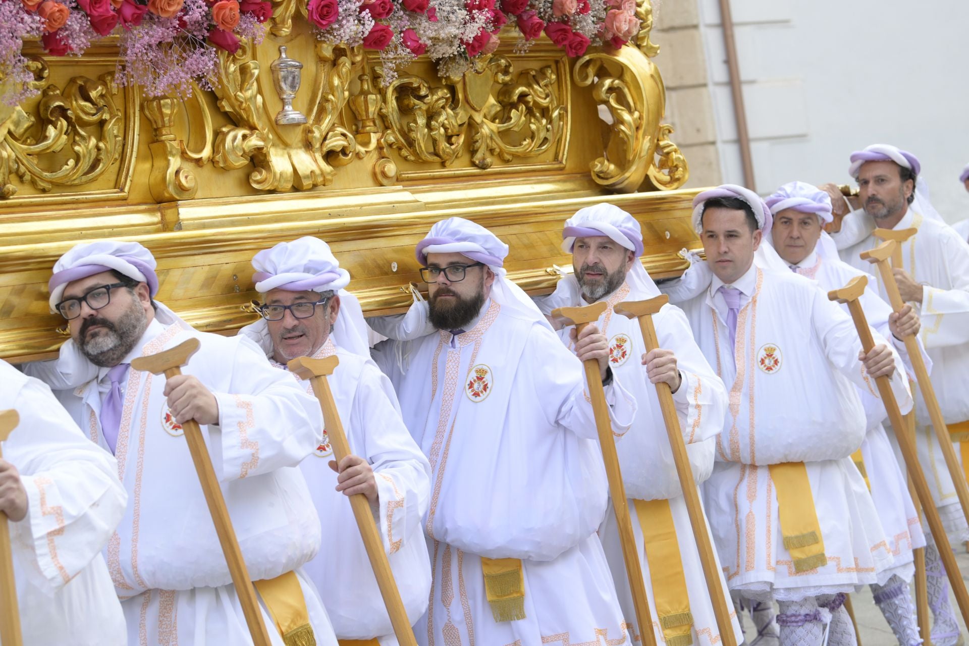 En imágenes, el Resucitado sortea la lluvia en Murcia y cierra la Semana Santa