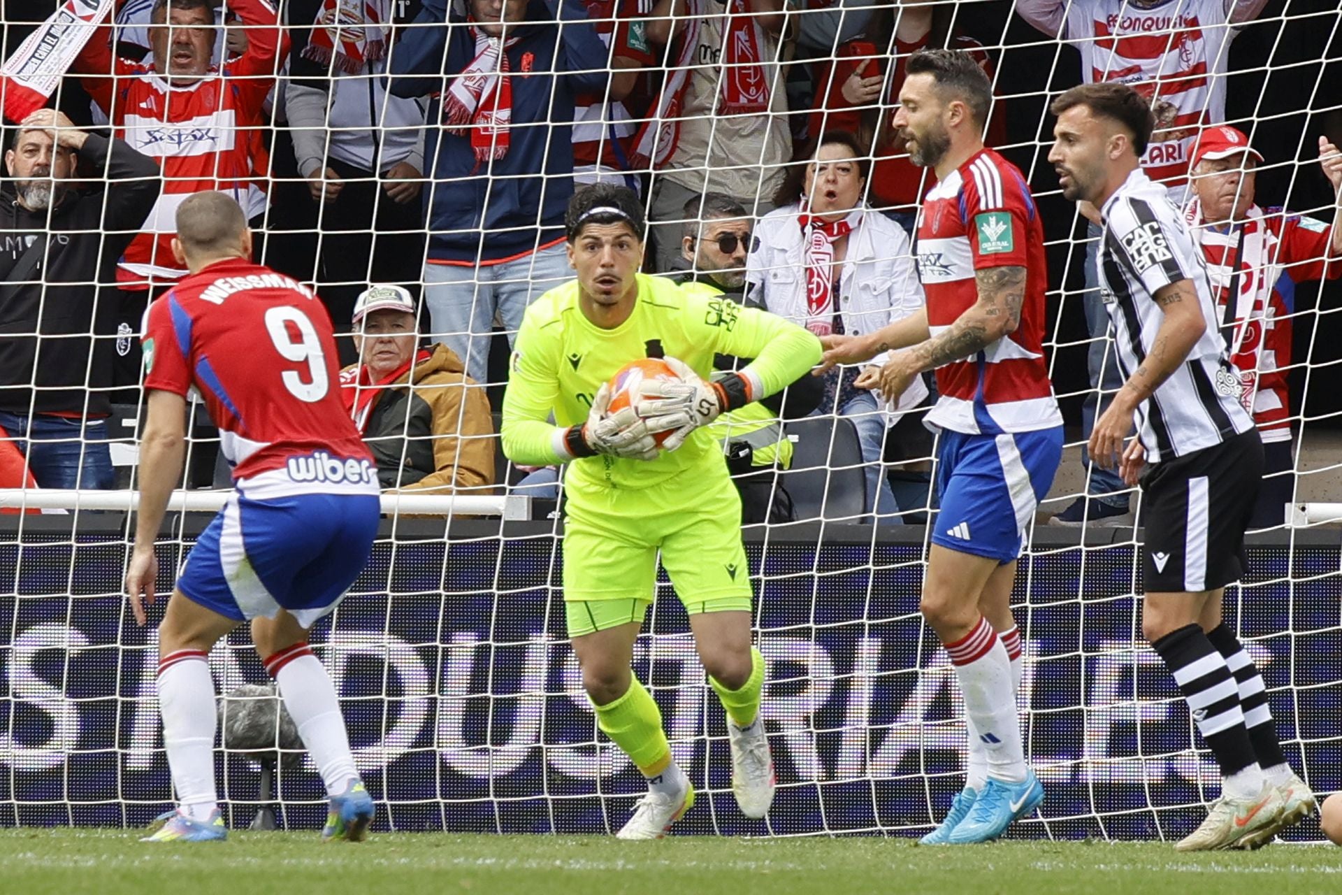 La derrota del Cartagena frente al Granada, en imágenes