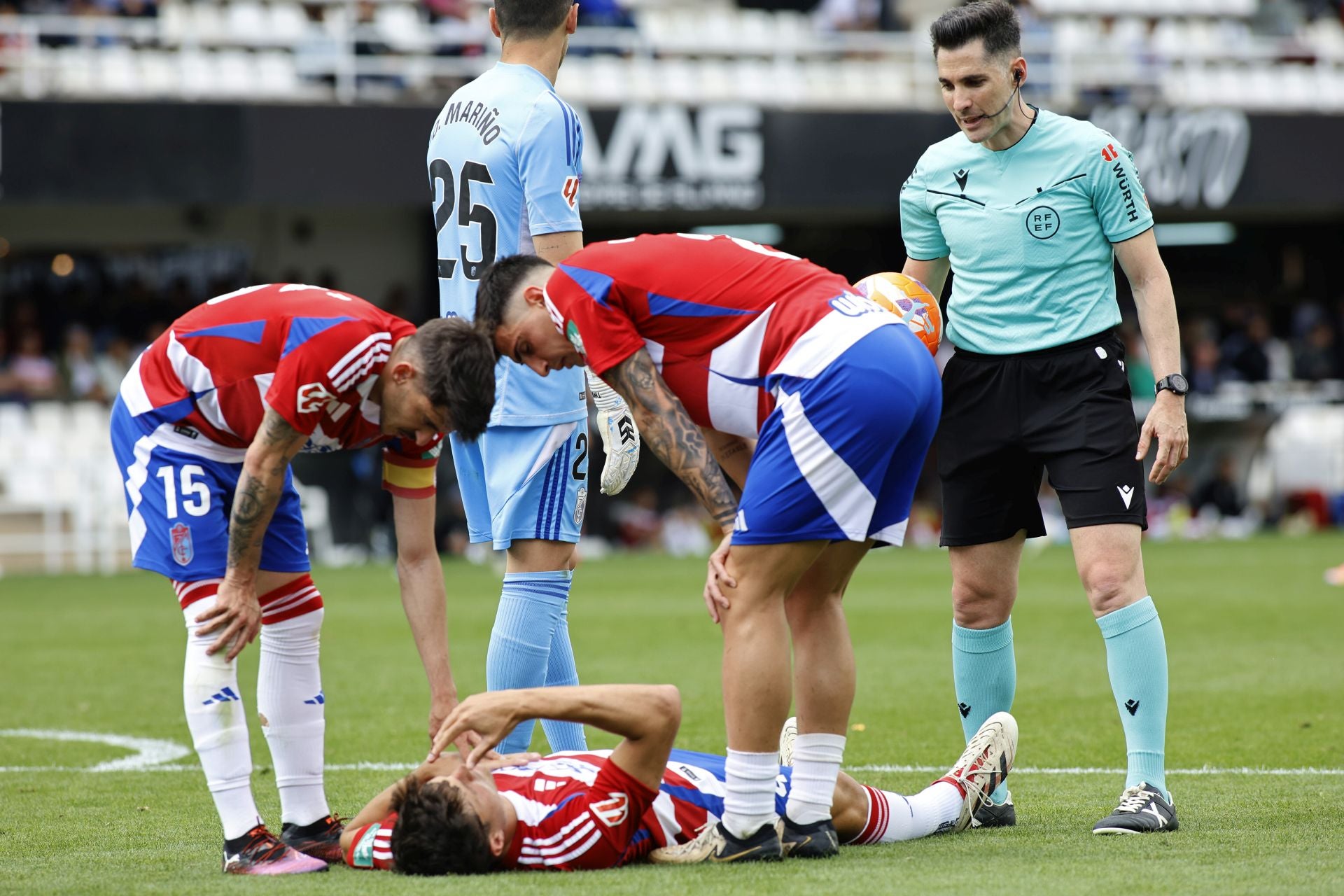 La derrota del Cartagena frente al Granada, en imágenes