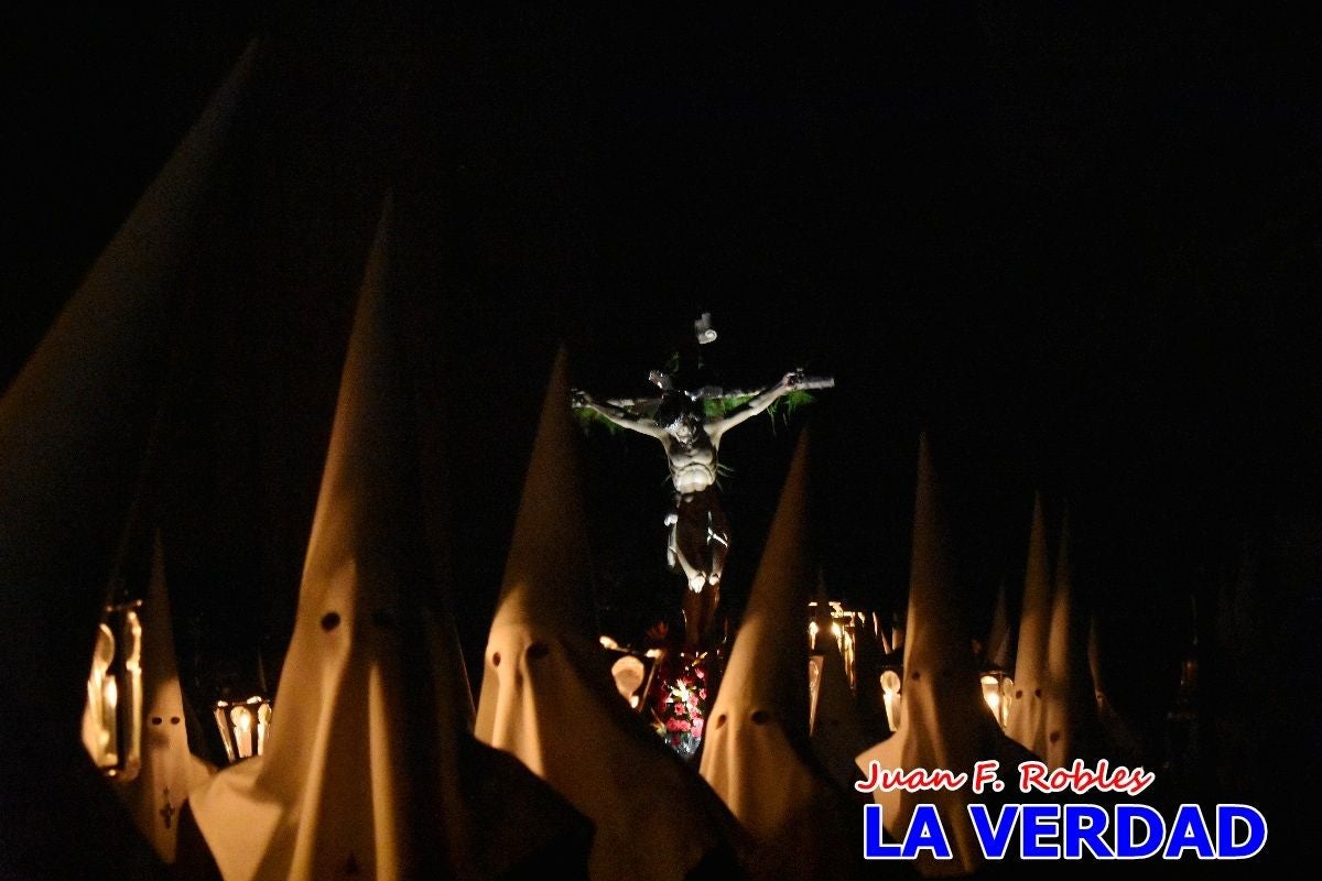El Silencio inunda de solemnidad Caravaca de la Cruz en la noche de Jueves Santo