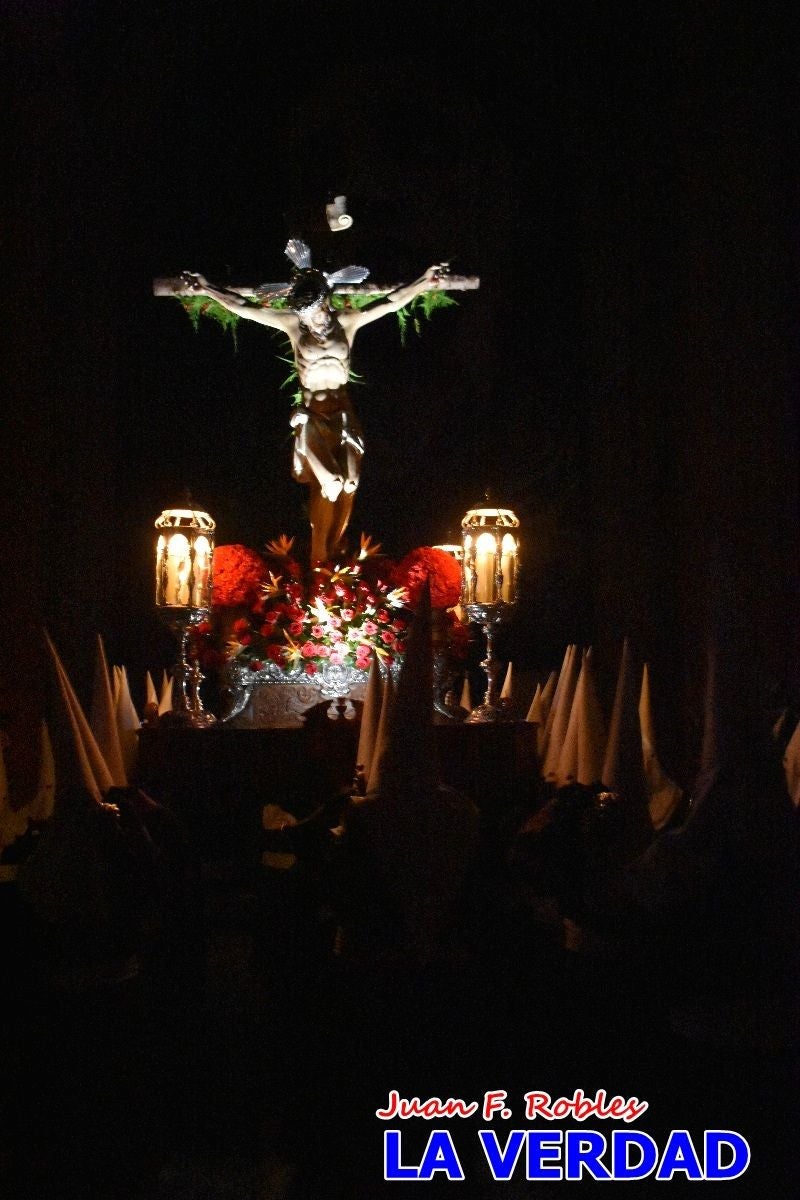 El Silencio inunda de solemnidad Caravaca de la Cruz en la noche de Jueves Santo