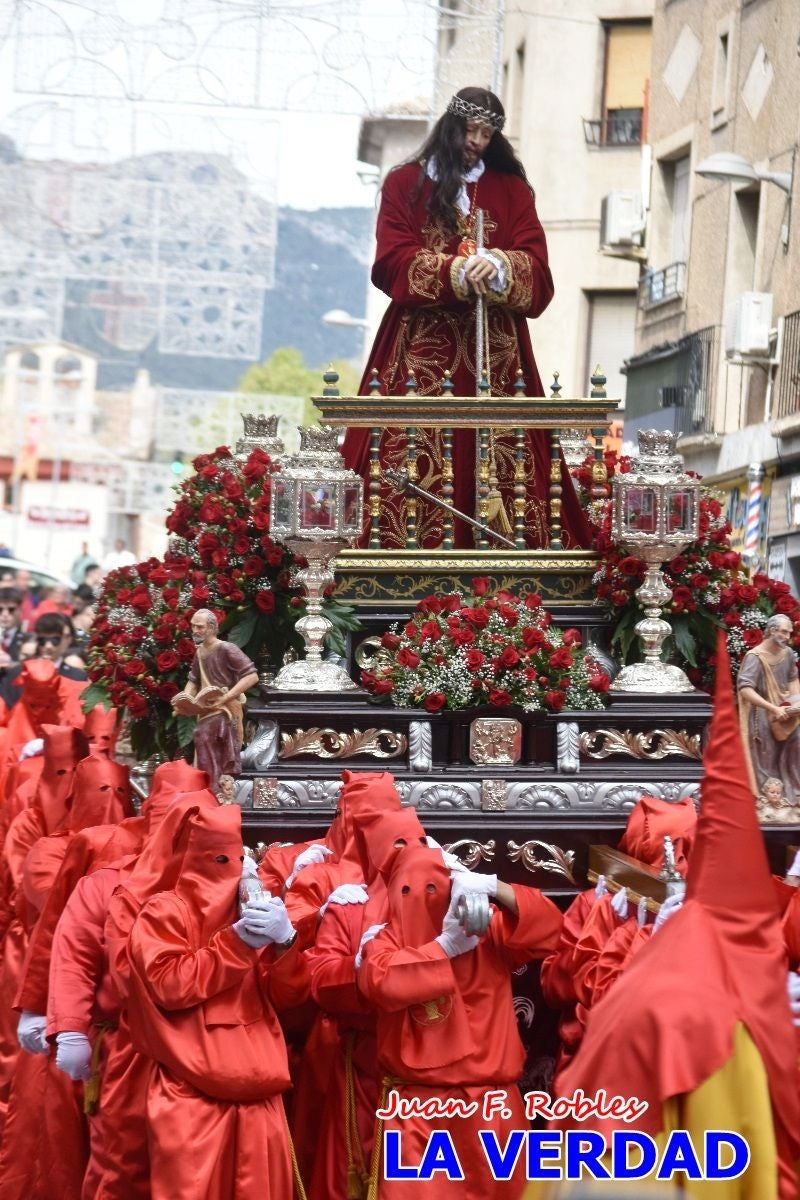 El Señor del Balcón abre la procesión del Encuentro en Caravaca de la Cruz