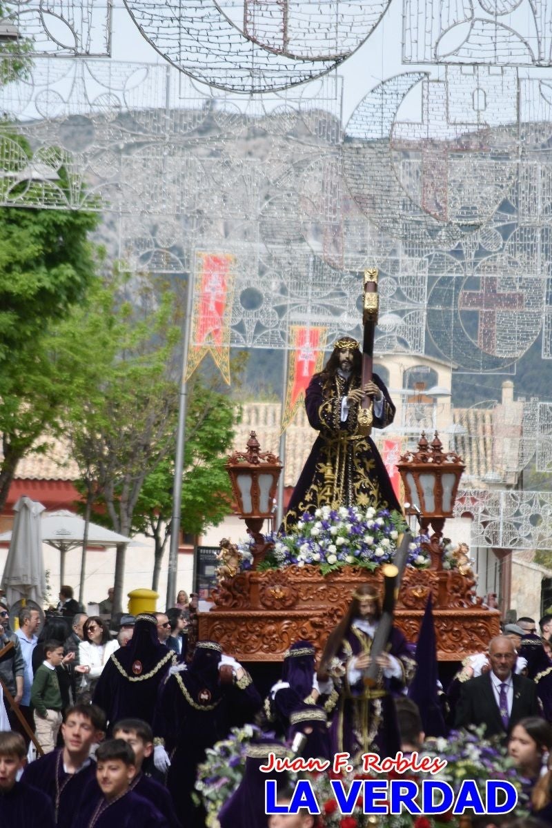 Nuestro Padre Jesús Nazareno se pasea como «El Señor de Caravaca» en Viernes Santo