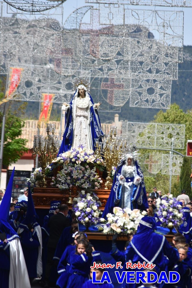 Nuestra Señora de los Dolores camina hacia «El Encuentro» por Caravaca de la Cruz