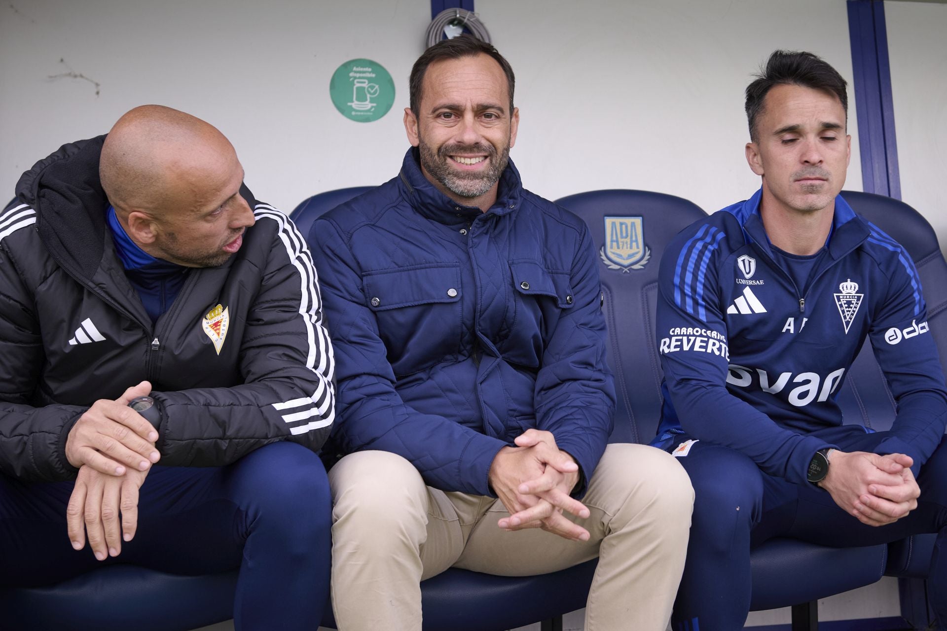 La derrota del Real Murcia frente al Alcorcón, en imágenes