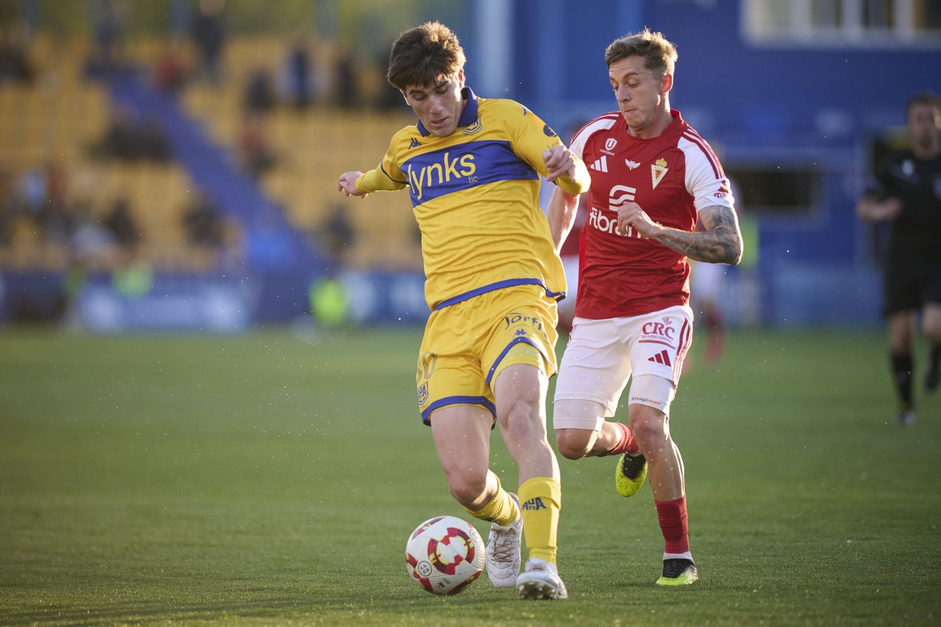La derrota del Real Murcia frente al Alcorcón, en imágenes