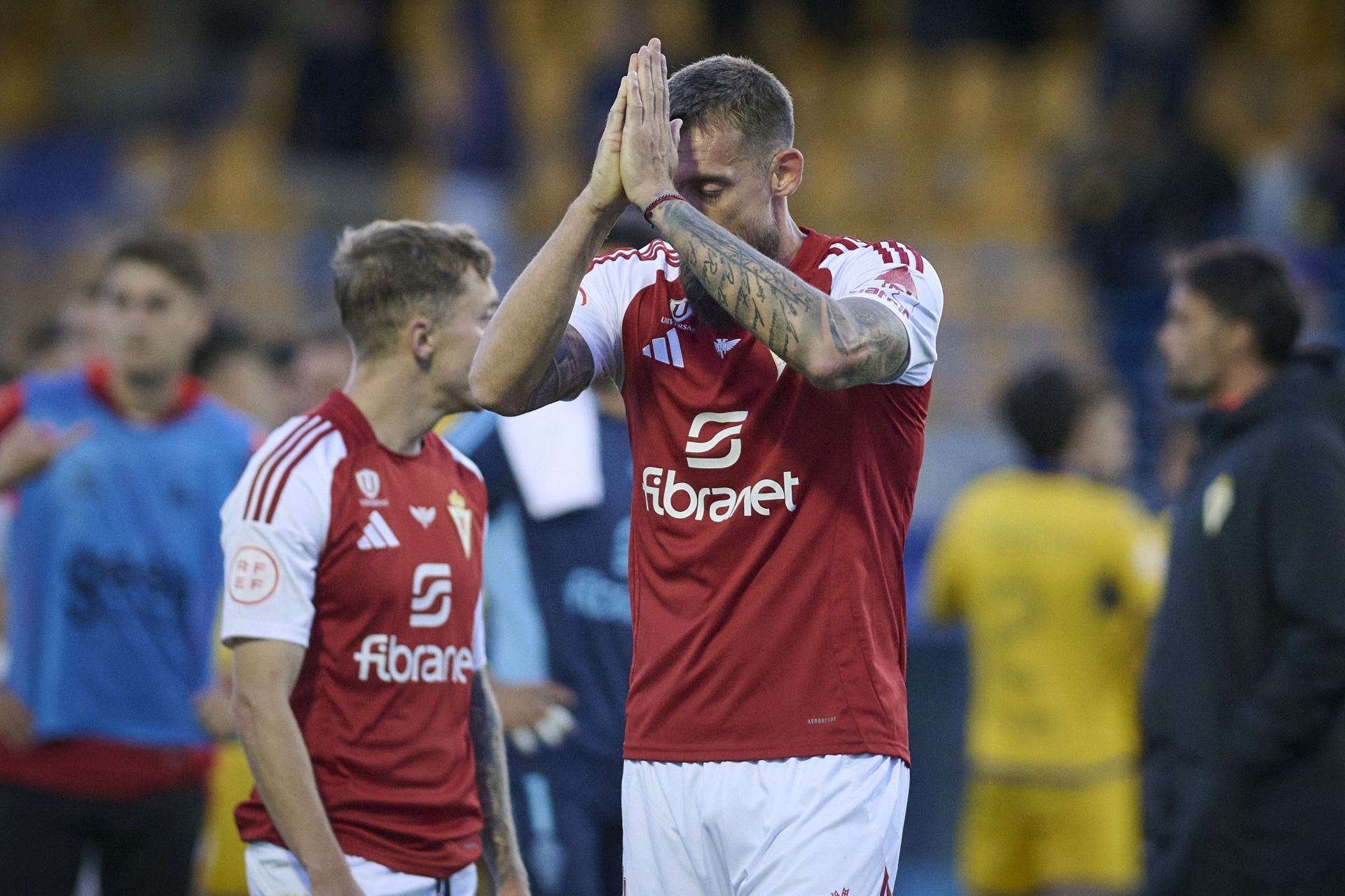La derrota del Real Murcia frente al Alcorcón, en imágenes