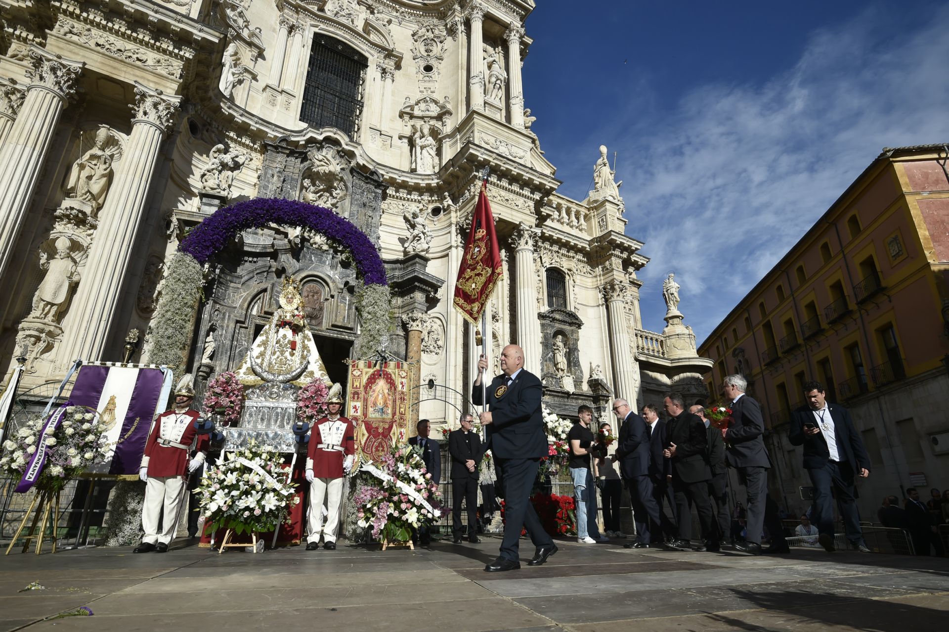 Ofrenda a la Virgen de la Fuensanta, en imágenes