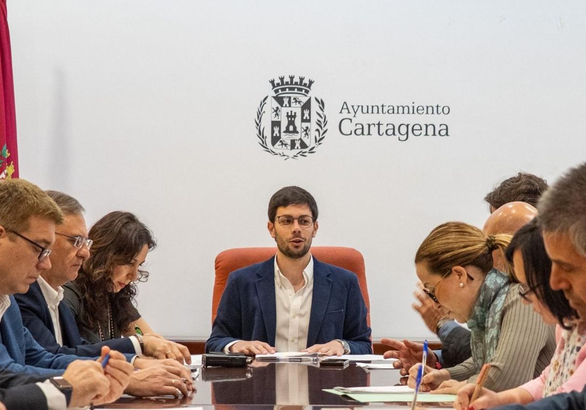 Cartagena adopta un plan de optimización del gasto para corregir la falta de aportaciones estatales | la verdad
