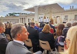 La comitiva lorquina, encabezada por el alcalde, durante la canonización de Fray Pedro Nolasco Soler en Roma.