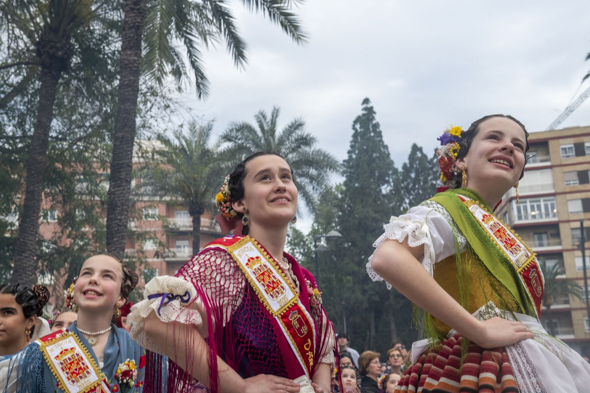 La primavera explota en las plazas de Murcia, en imágenes