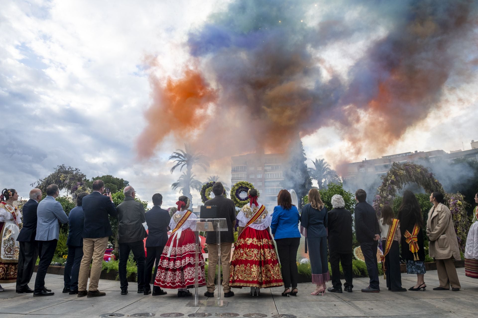 La primavera explota en las plazas de Murcia, en imágenes