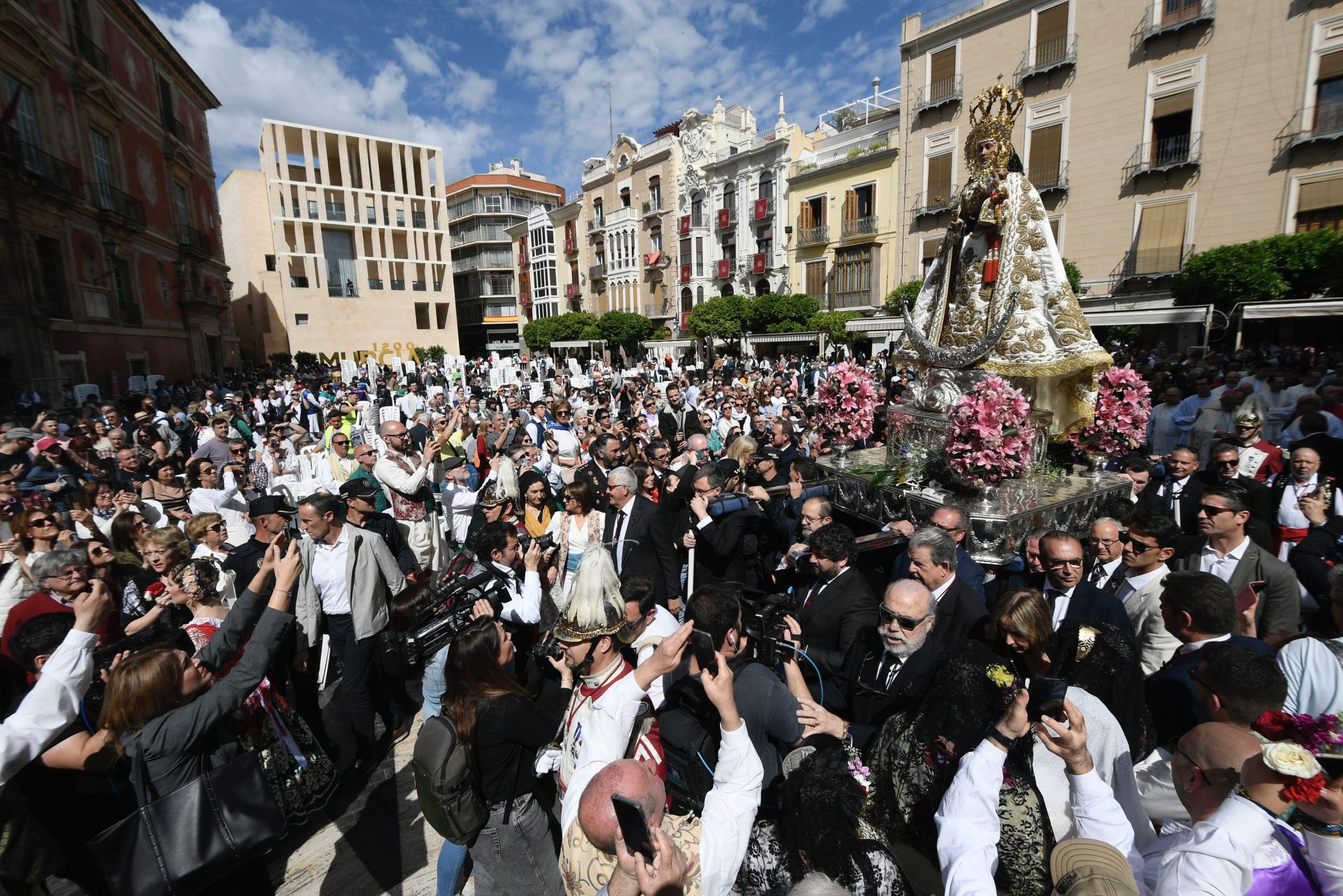 La misa huertana en la plaza Belluga de Murcia, en imágenes