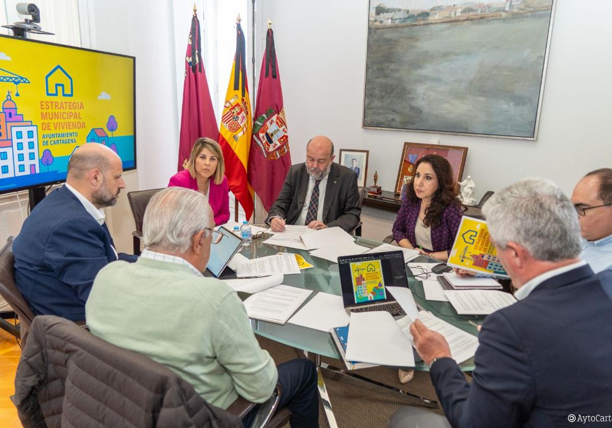 El Ayuntamiento de Cartagena busca atajar el problema de la vivienda con la movilización de suelo público