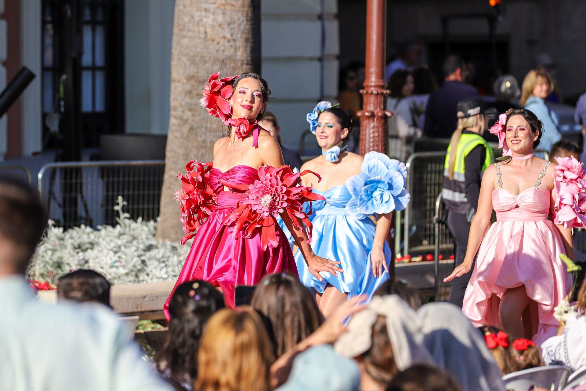 El desfile de la Batalla de las Flores de Murcia, en imágenes