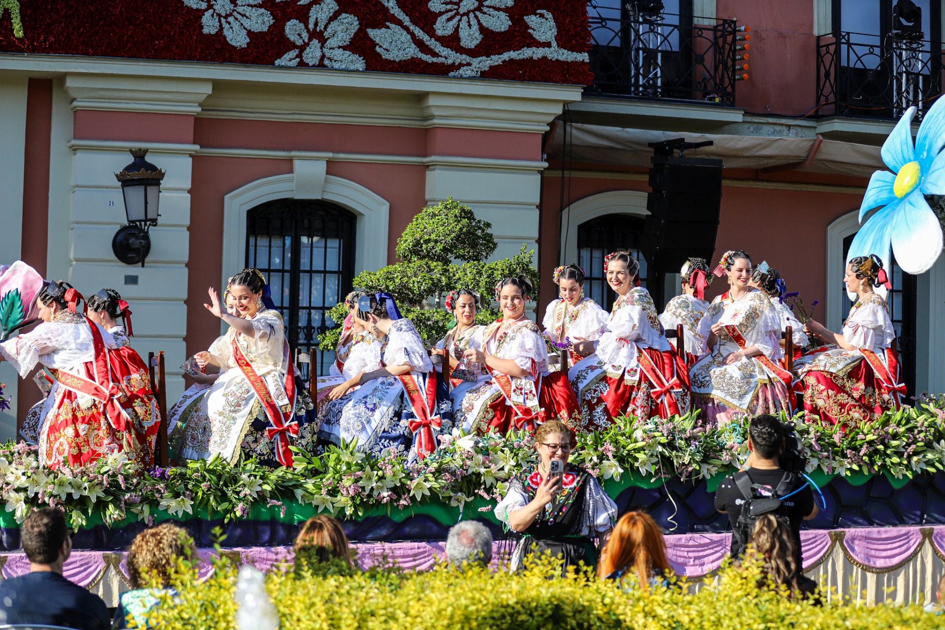 El desfile de la Batalla de las Flores de Murcia, en imágenes