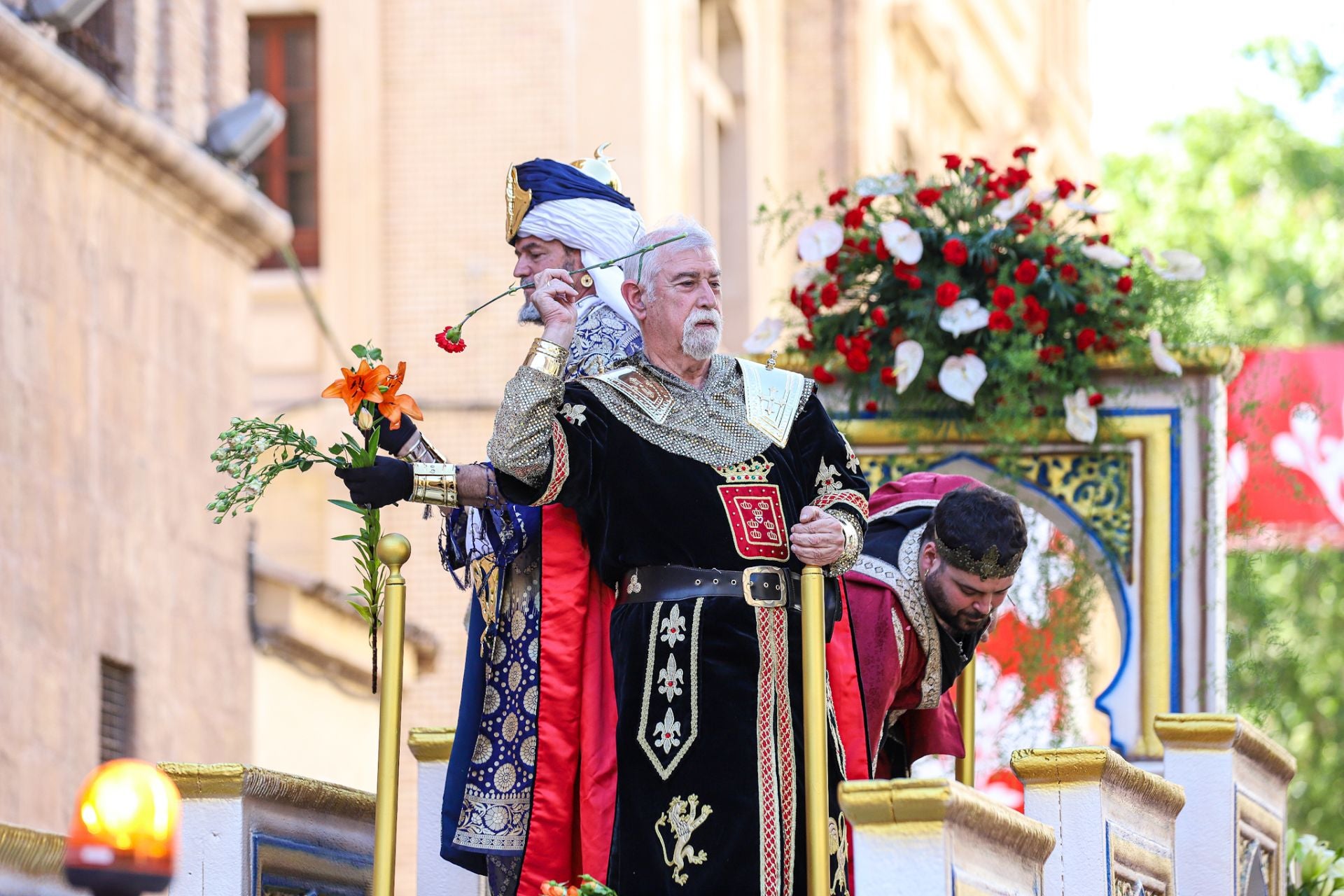 El desfile de la Batalla de las Flores de Murcia, en imágenes