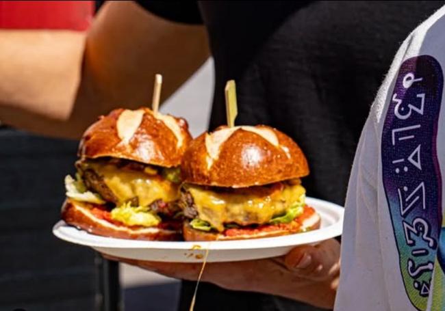 Primera edición del Mayos Burger Fest.
