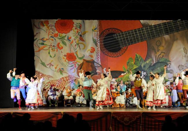 El grupo local en el Festival Villa de Alhama.