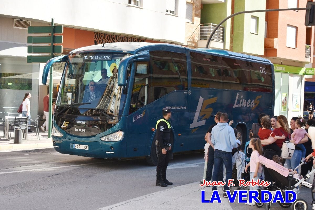 Imágenes de la llegada del Tío de la Pita a Caravaca de la Cruz