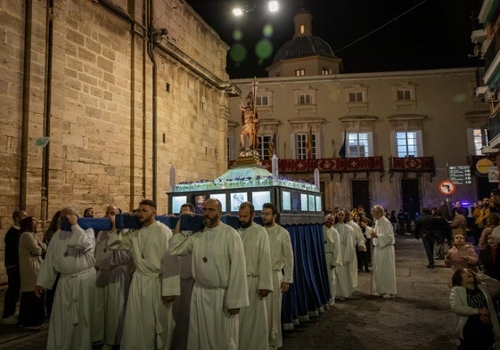 Procesión de la resurrección en Orihuela.