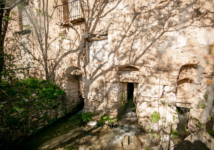 Canales del molino Alfatego, en la acequia del mismo nombre.