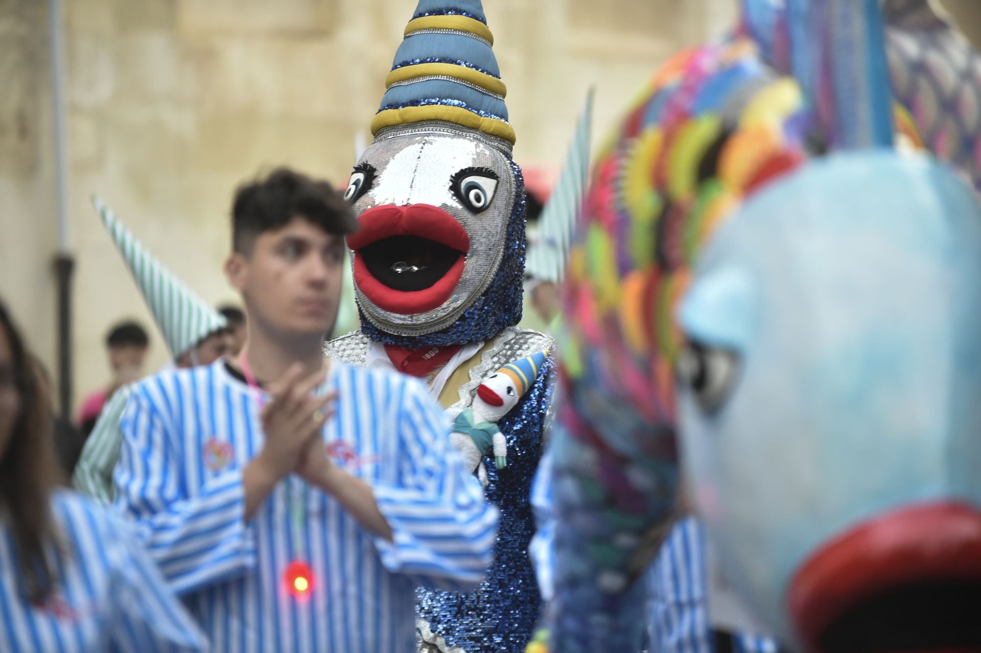 El desfile de la llegada de la Sardina a Murcia, en imágenes