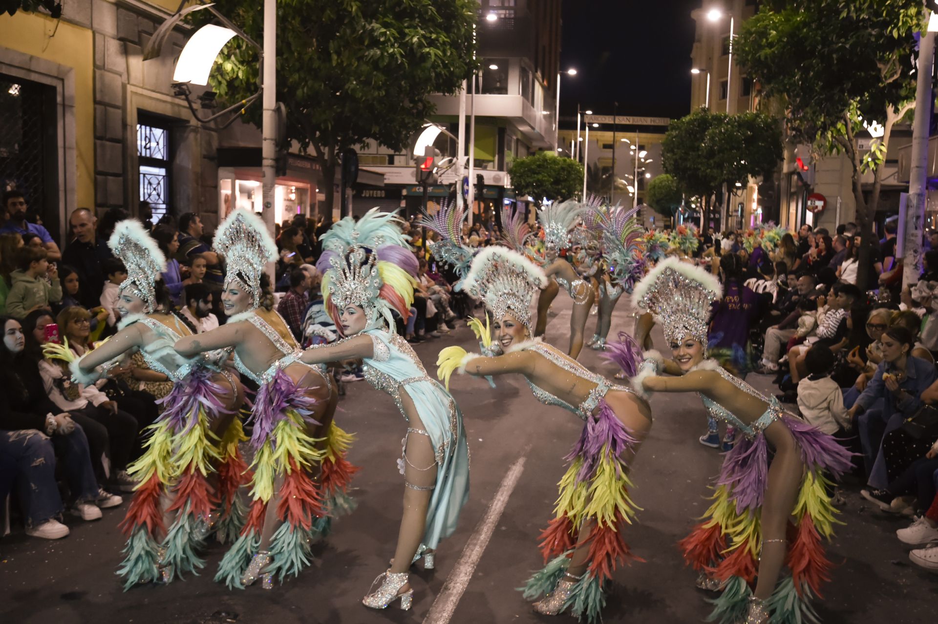 El desfile de la llegada de la Sardina a Murcia, en imágenes